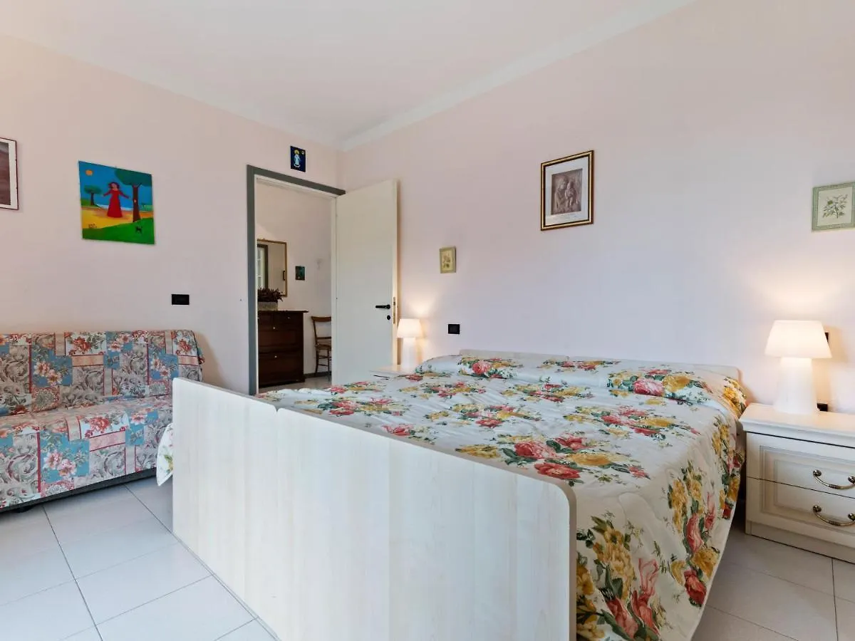 Belvilla By Oyo Casara Elle Otto Lazise 0*,