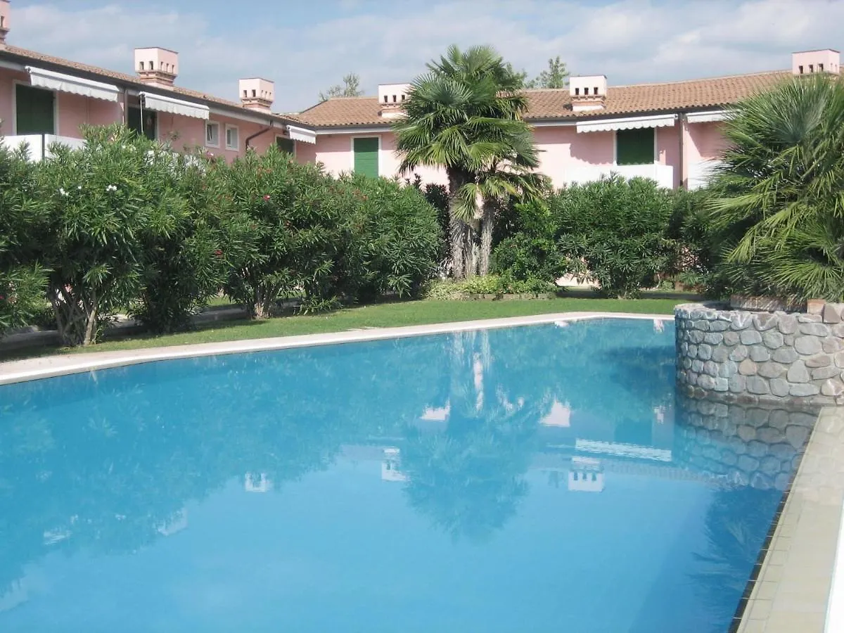 Belvilla By Oyo Casara Elle Otto Lazise 0*,