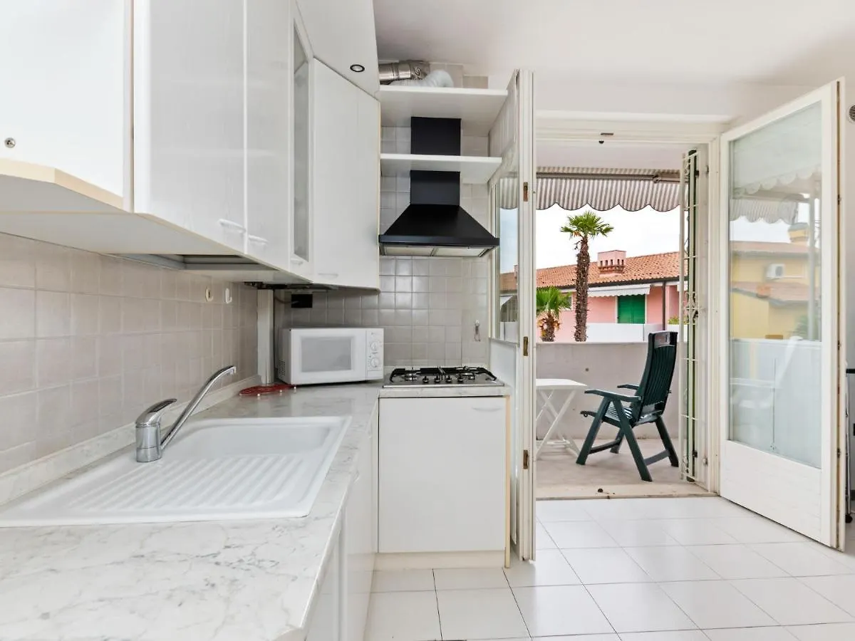 Belvilla By Oyo Casara Elle Otto Lazise Italy