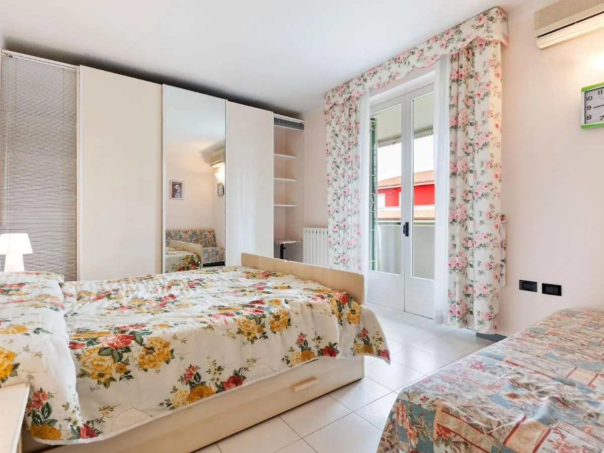 Belvilla By Oyo Casara Elle Otto Lazise Italy
