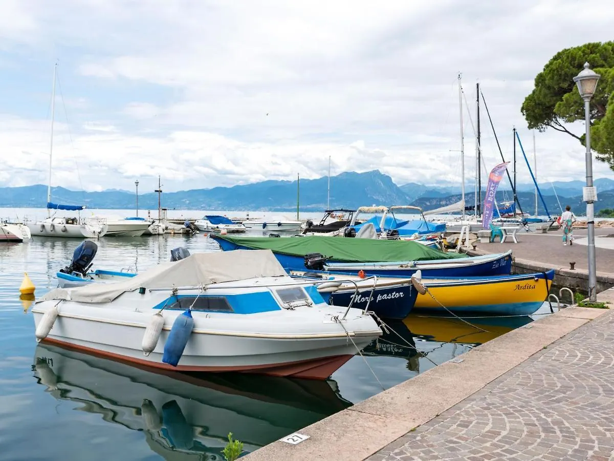 Belvilla By Oyo Casara Elle Otto Lazise 0*,  Italy